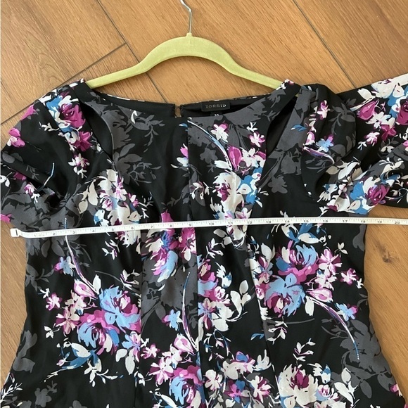 Torrid Black Floral Georgette Flutter Sleeve Mini Dress Size 10 - Picture 10 of 13